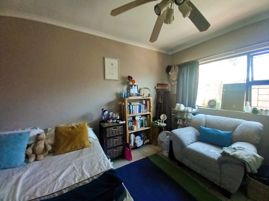 To Let 2 Bedroom Property for Rent in Jagtershof Western Cape